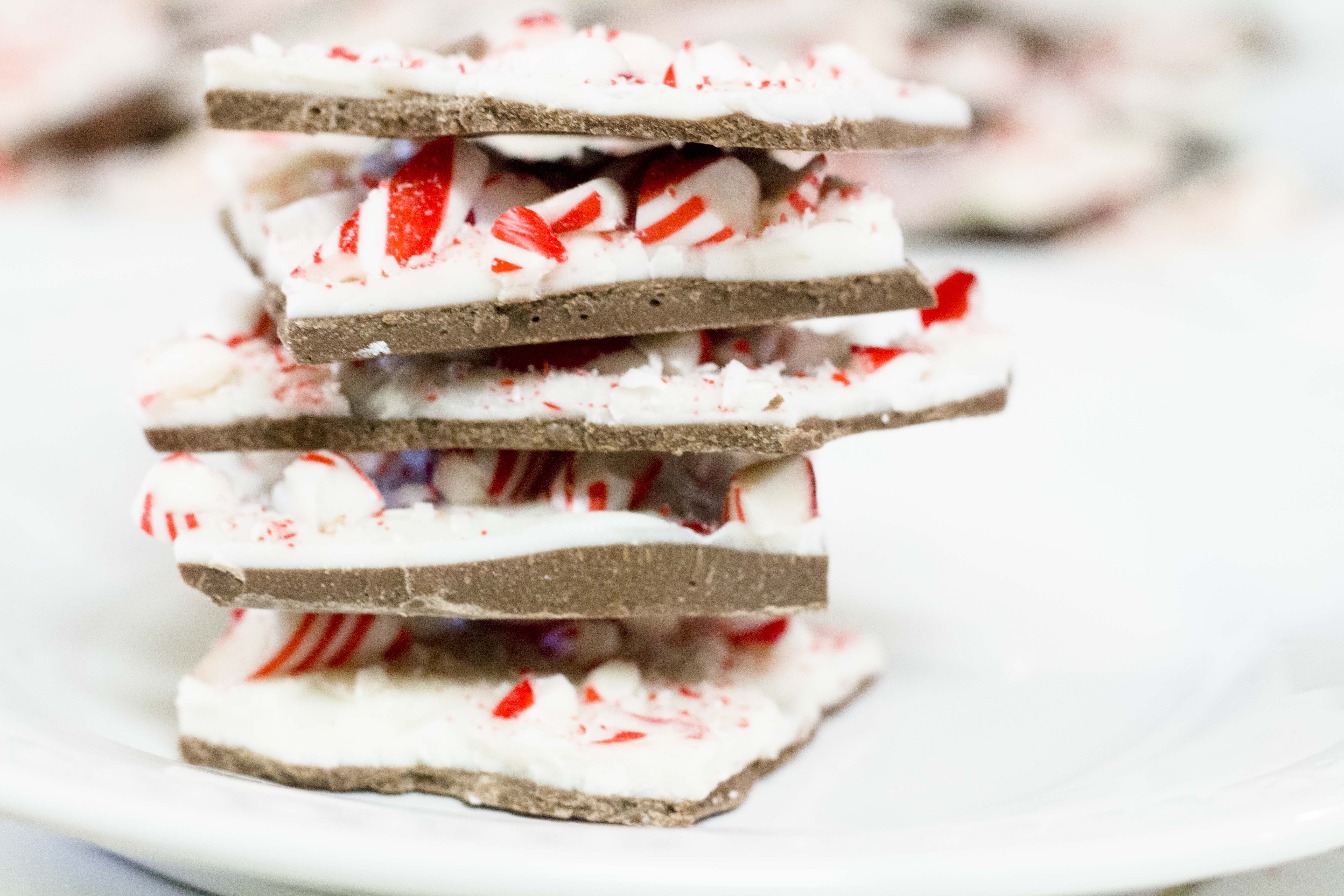 How to Make Homemade Peppermint Bark - the easy way!