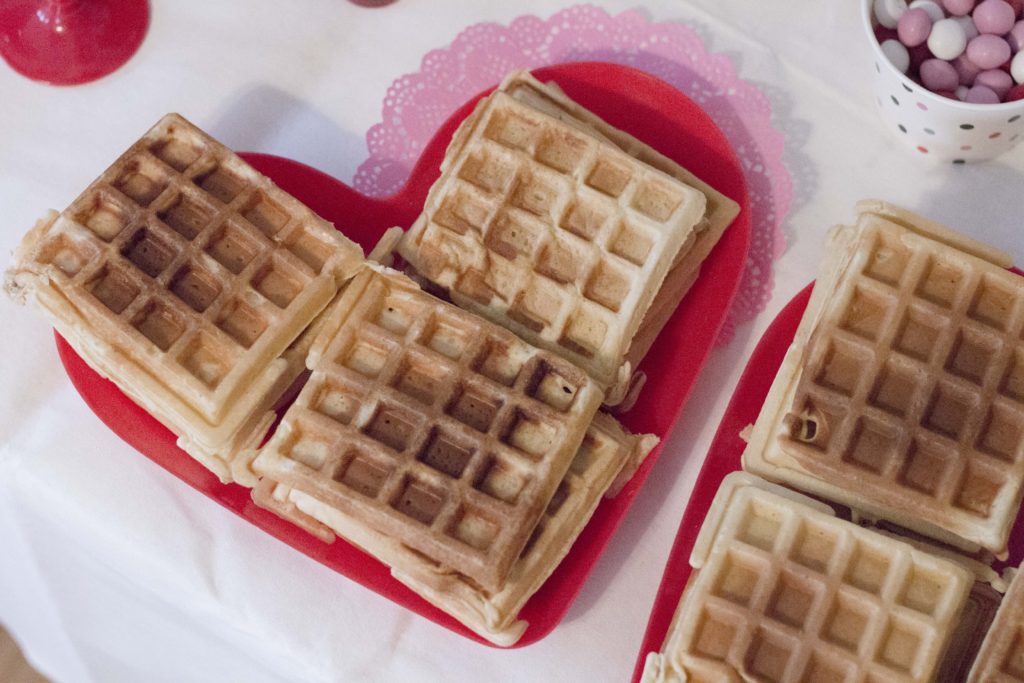 How to Throw an Galentine's Day Brunch that Doesn't Break the Bank