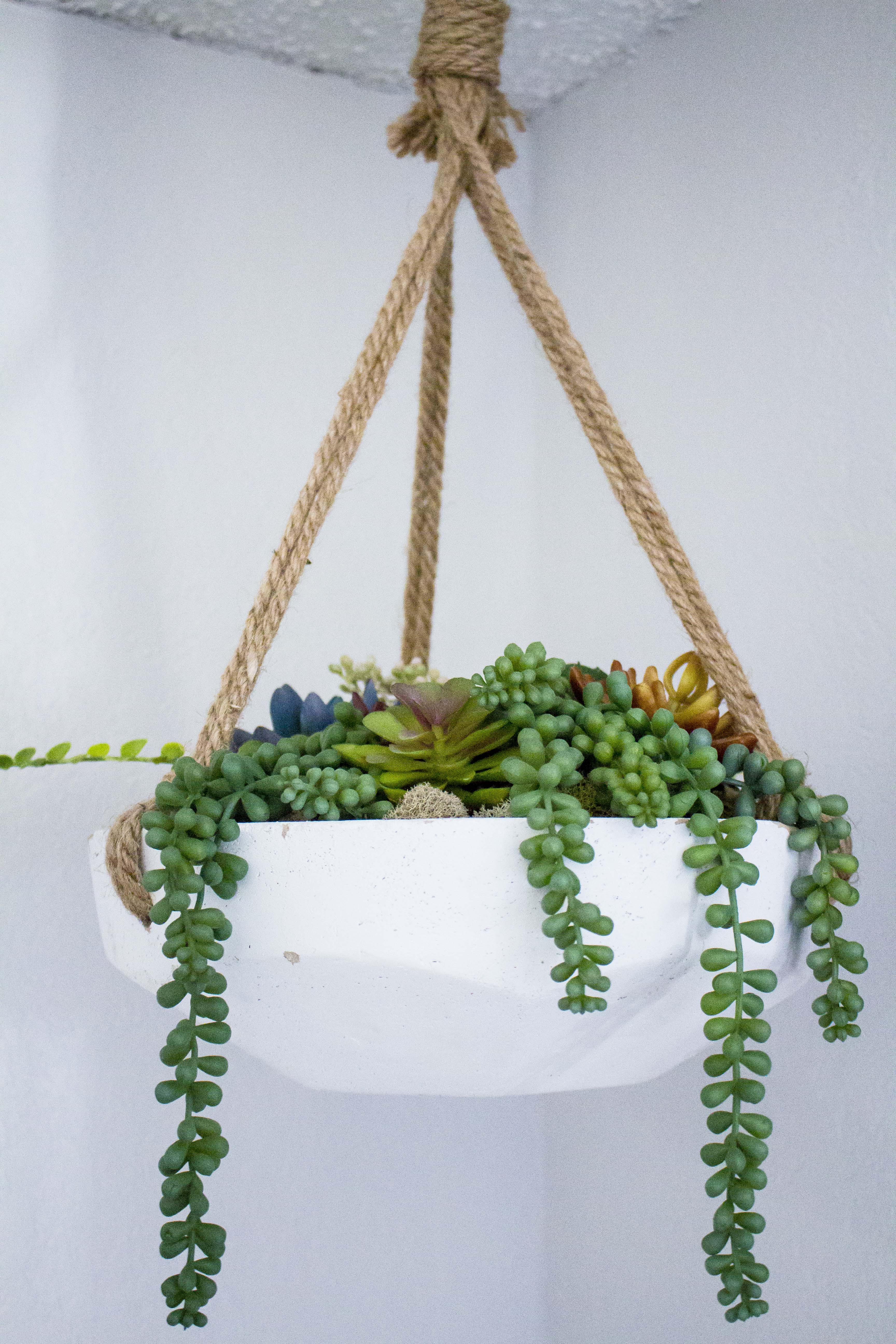 How to create your own realistic DIY faux succulent arrangement