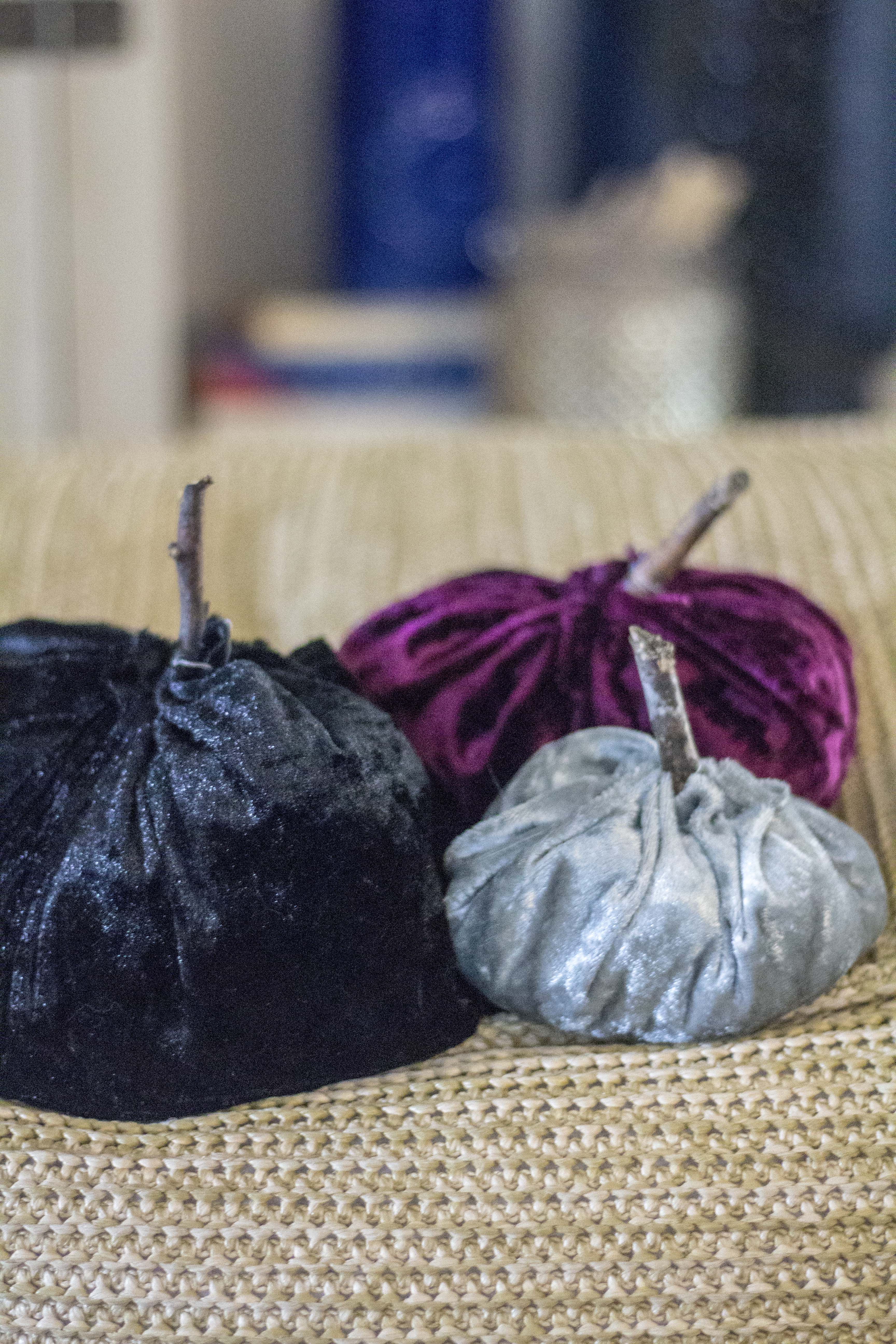 How to make DIY velvet pumpkins