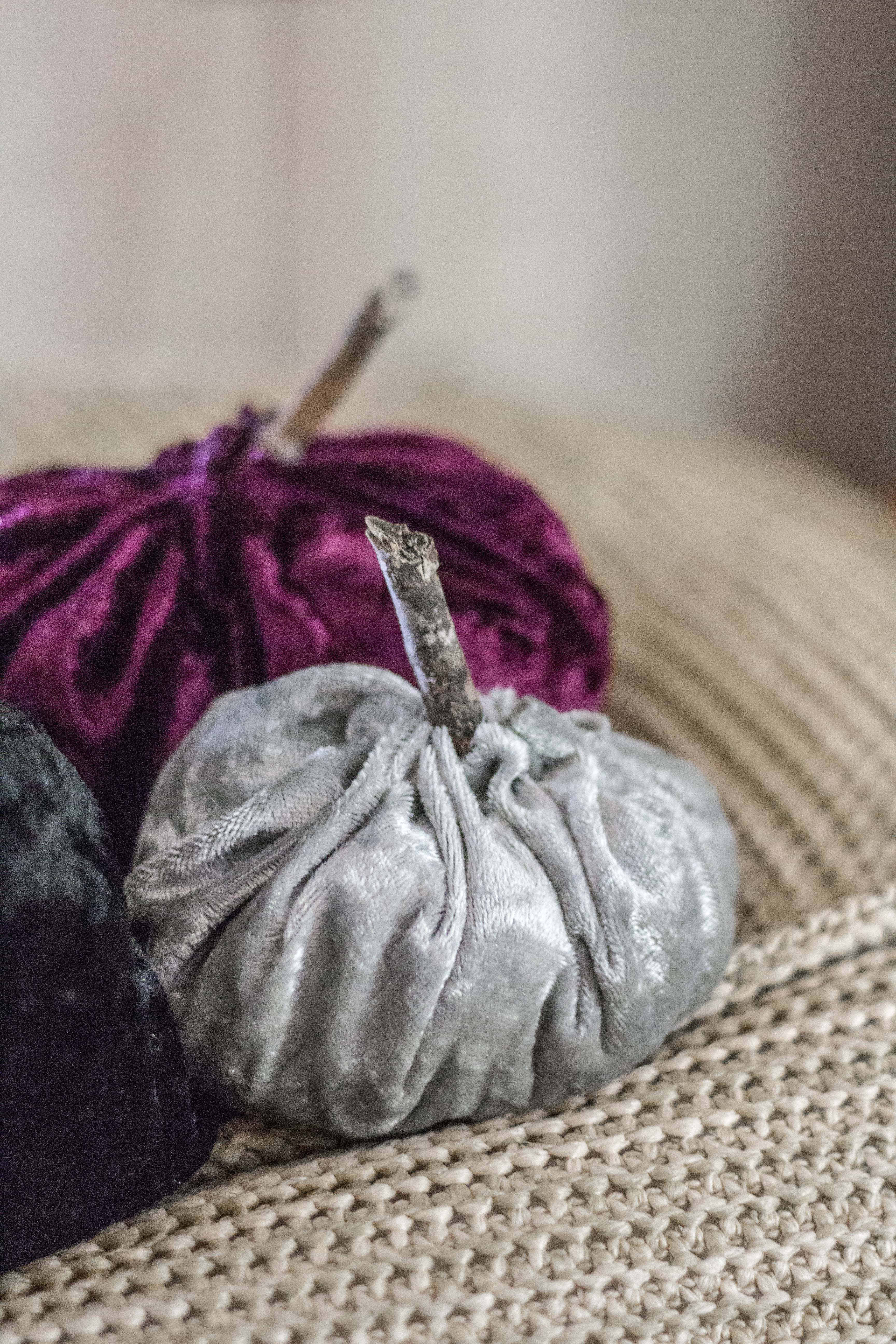 How to make DIY velvet pumpkins